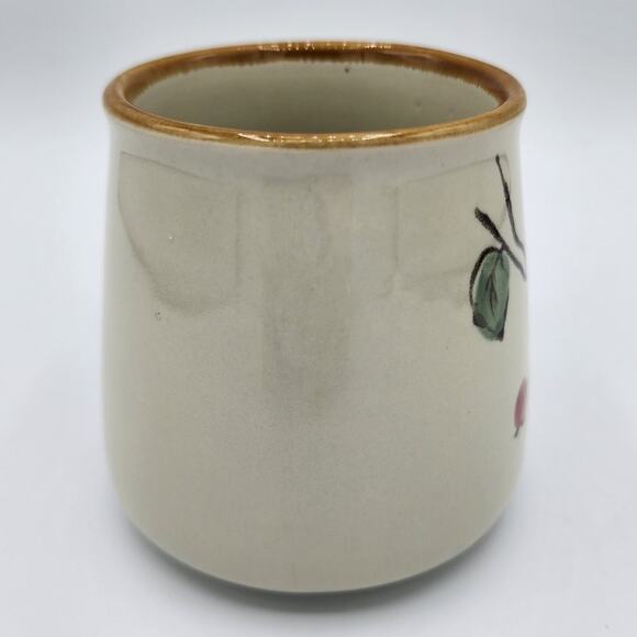 Vintage 1970 Korean Stonecrest Julia Springtime Yellow Flower Ceramic Coffee Mug - Picture 2 of 6